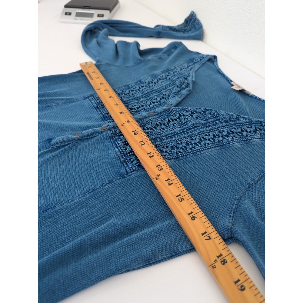Lucky Brand Womens XL Blue Waffle Knit Thermal Henley Top Crochet Lace Detail - Picture 7 of 9